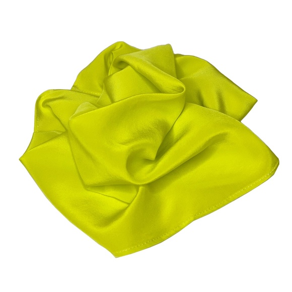 NWT SILKLETTE Flasher Dasher 100% Fine Silk Kerchief Scarf FLUORESCENT YELLOW - Picture 9 of 10